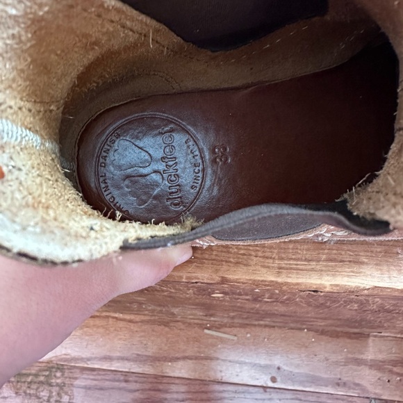 European Duckfeet Leather Chelsea Ankle Boot - Picture 8 of 9